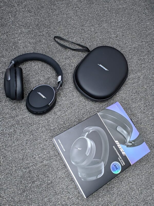 BOSE QUIET COMFORT ULTRA HEADPHONES - Image 2
