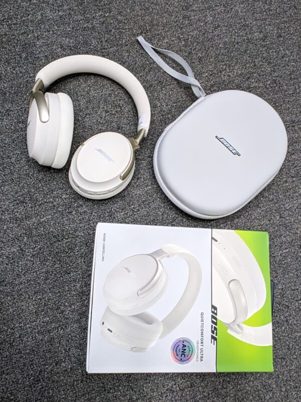 BOSE QUIET COMFORT ULTRA HEADPHONES - Image 3