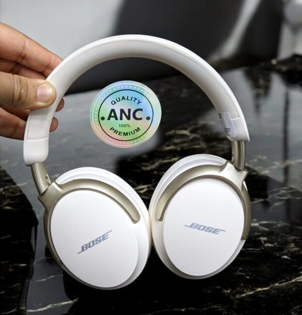 BOSE QUIET COMFORT ULTRA HEADPHONES - Image 4